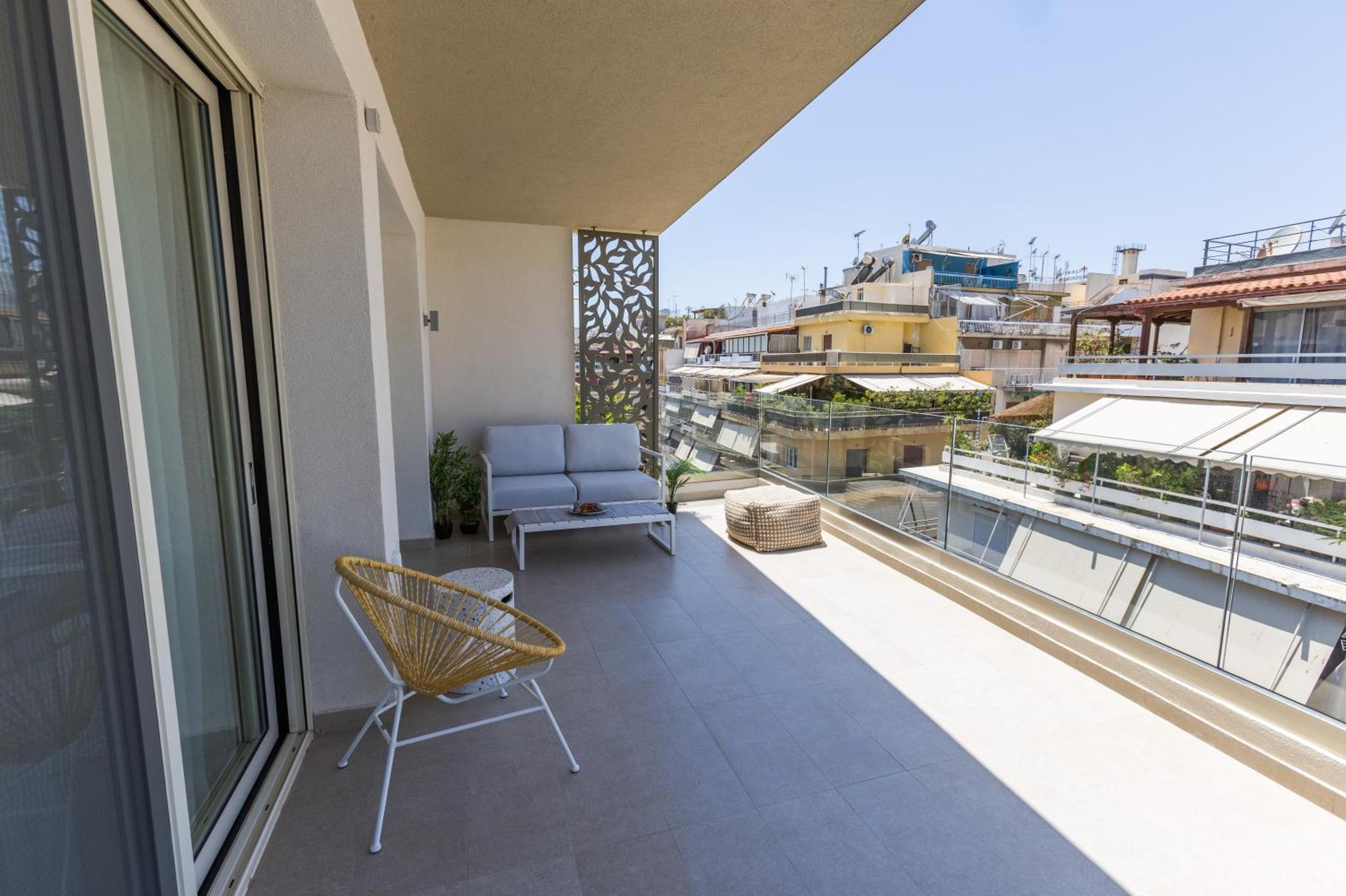 The Mediterranean Suites Pire Dış mekan fotoğraf