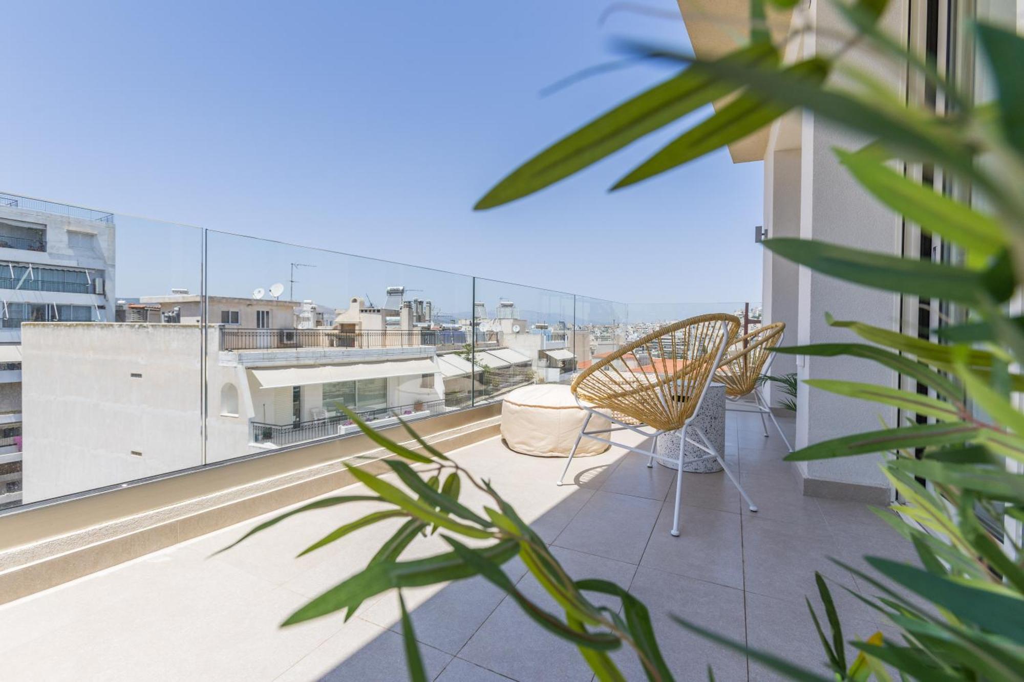 The Mediterranean Suites Pire Dış mekan fotoğraf